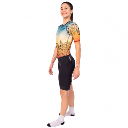 Trisuit mujer con mangas para triatlón