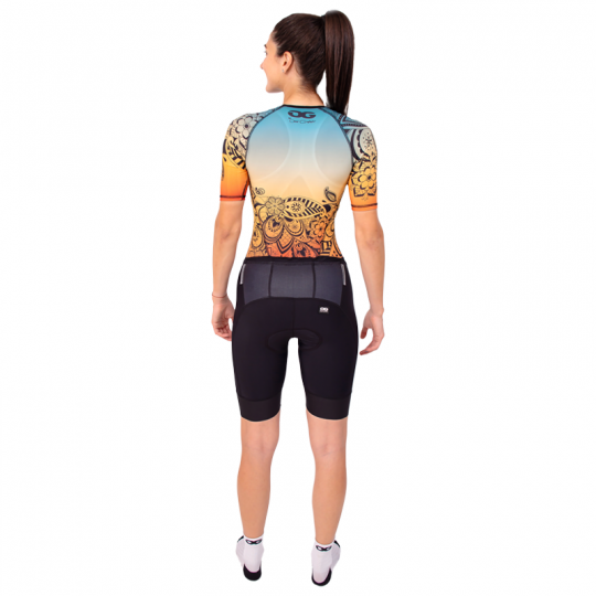 Trisuit mujer con mangas para triatlón