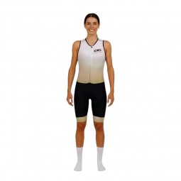 Trisuit mujer con mangas para triatlón